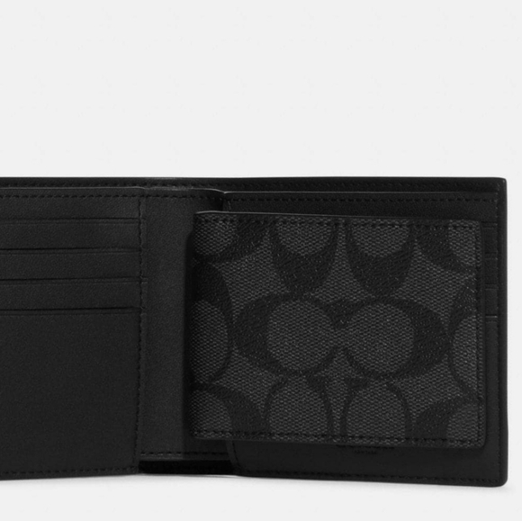 New ๐ Coach Disney 3 In 1 Men Wallet In Signature Canvas With Patches - Picture 4 of 5